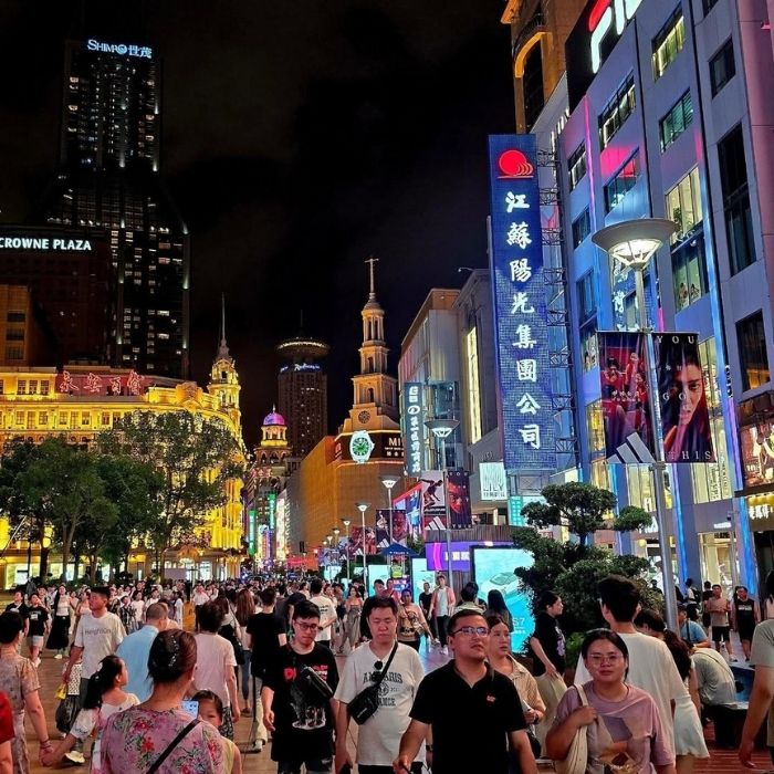 Trải nghiệm mua sắm tại Đại l&ocirc; Nam Kinh Thượng Hải